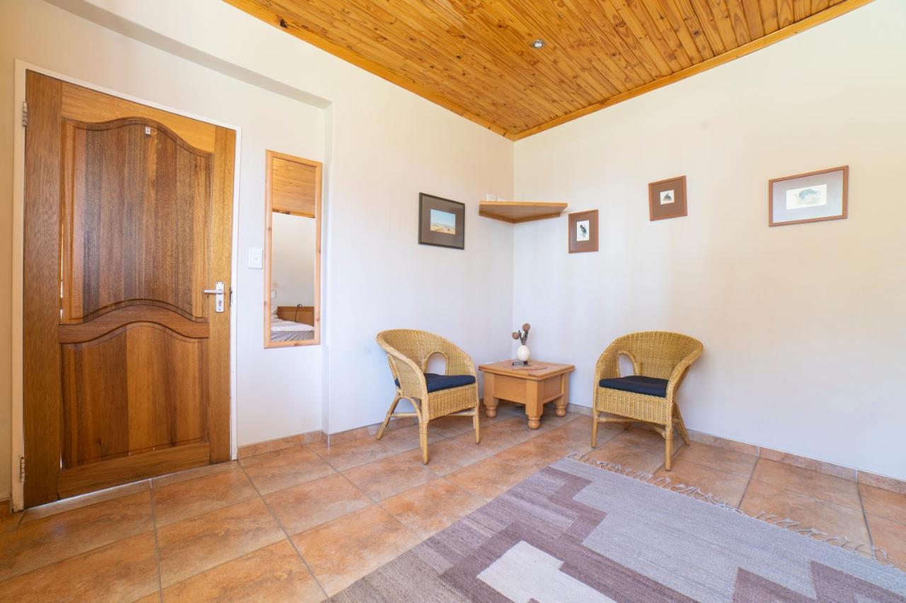 Hotel Pension Palmquell Klein Windhoek Luaran gambar