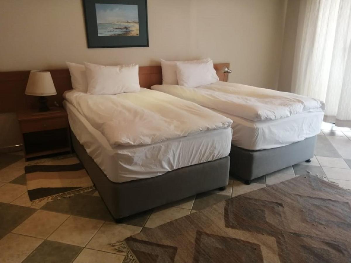 Hotel Pension Palmquell Klein Windhoek Luaran gambar